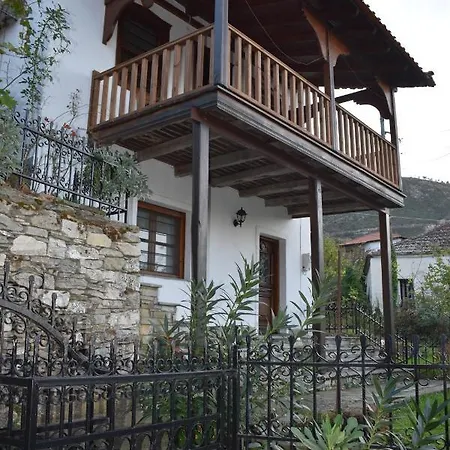Lila'S Guest House Mikros Prinos Exterior photo